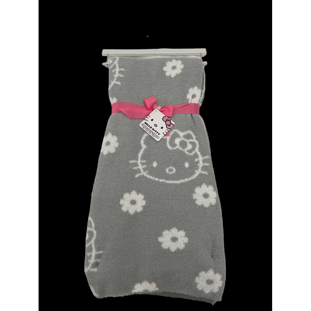 Hello Kitty Throw Blanket